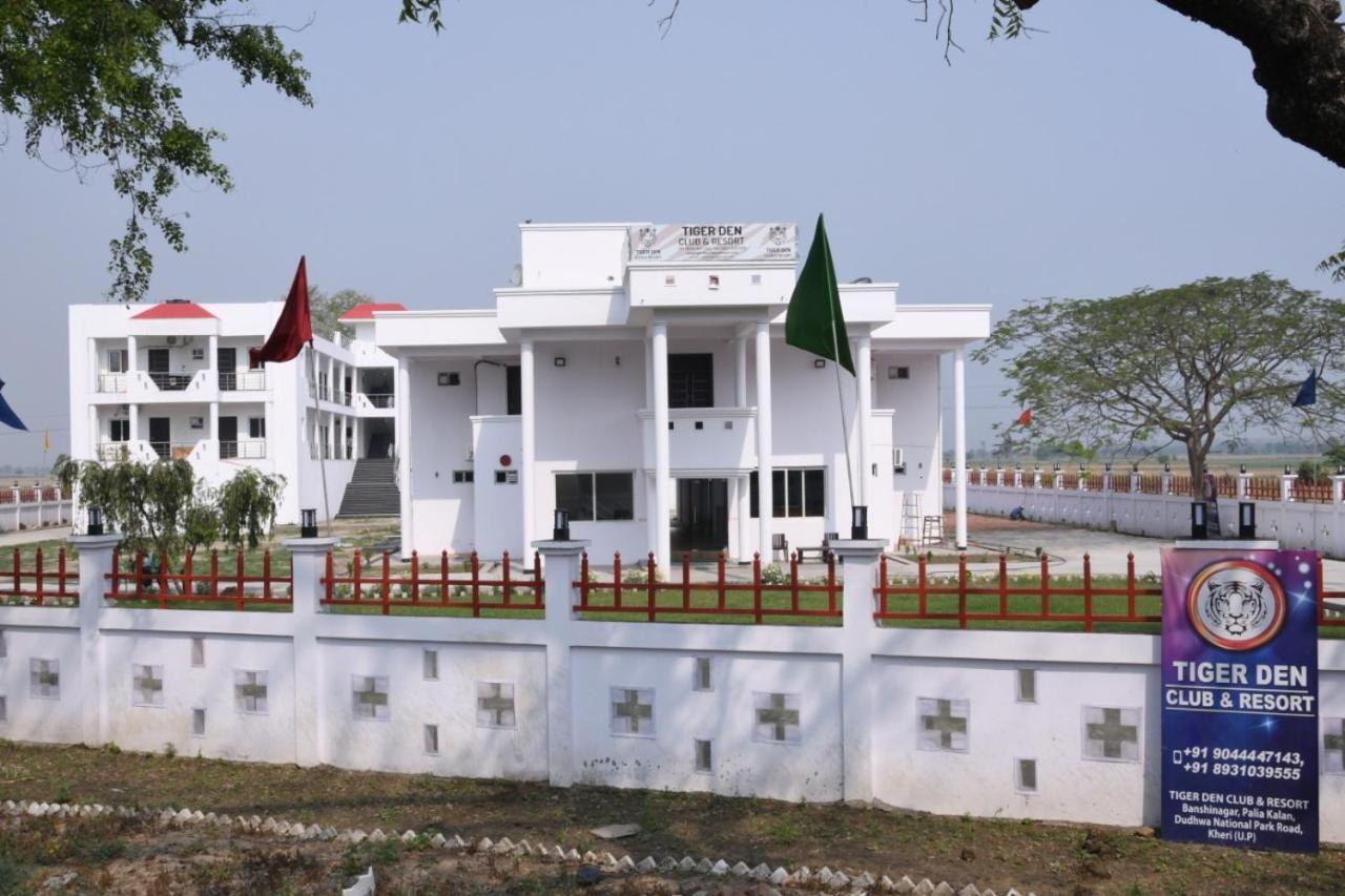 Tiger Den Club & Resort Palia Kalan Exterior photo